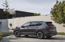 SEAT Tarraco FR PHEV charging